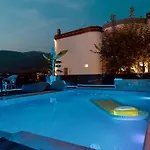 Villa Merkuri