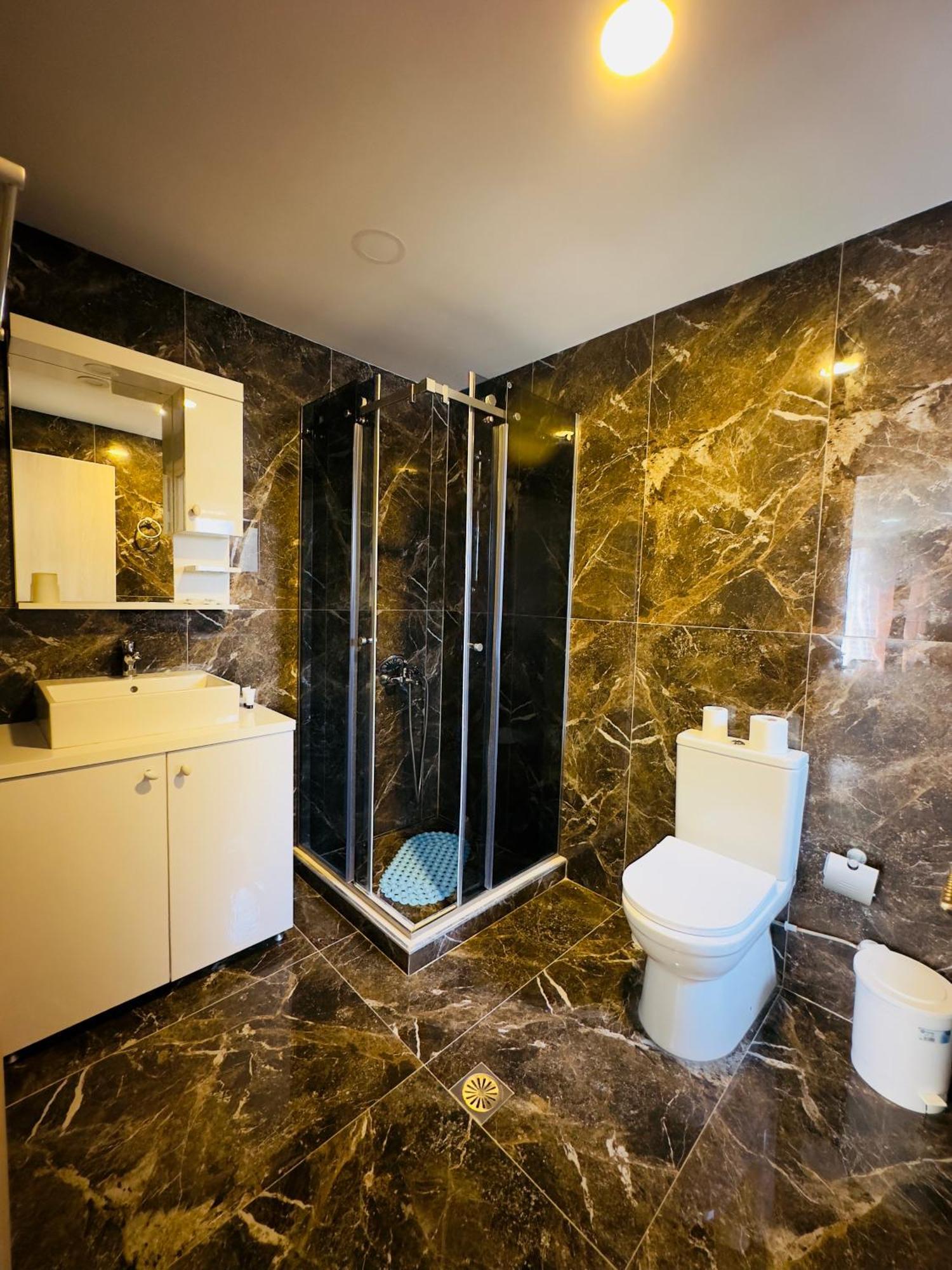 Merkuri Apartamento Himarë